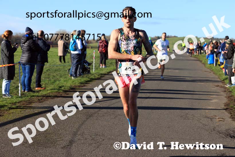 Senior Men and Womens 2023 Heaton Memorial 10k Road Race, Newcastle Town Moor, Newcastle.  Photo: David T. Hewitson/Sports for All Pics